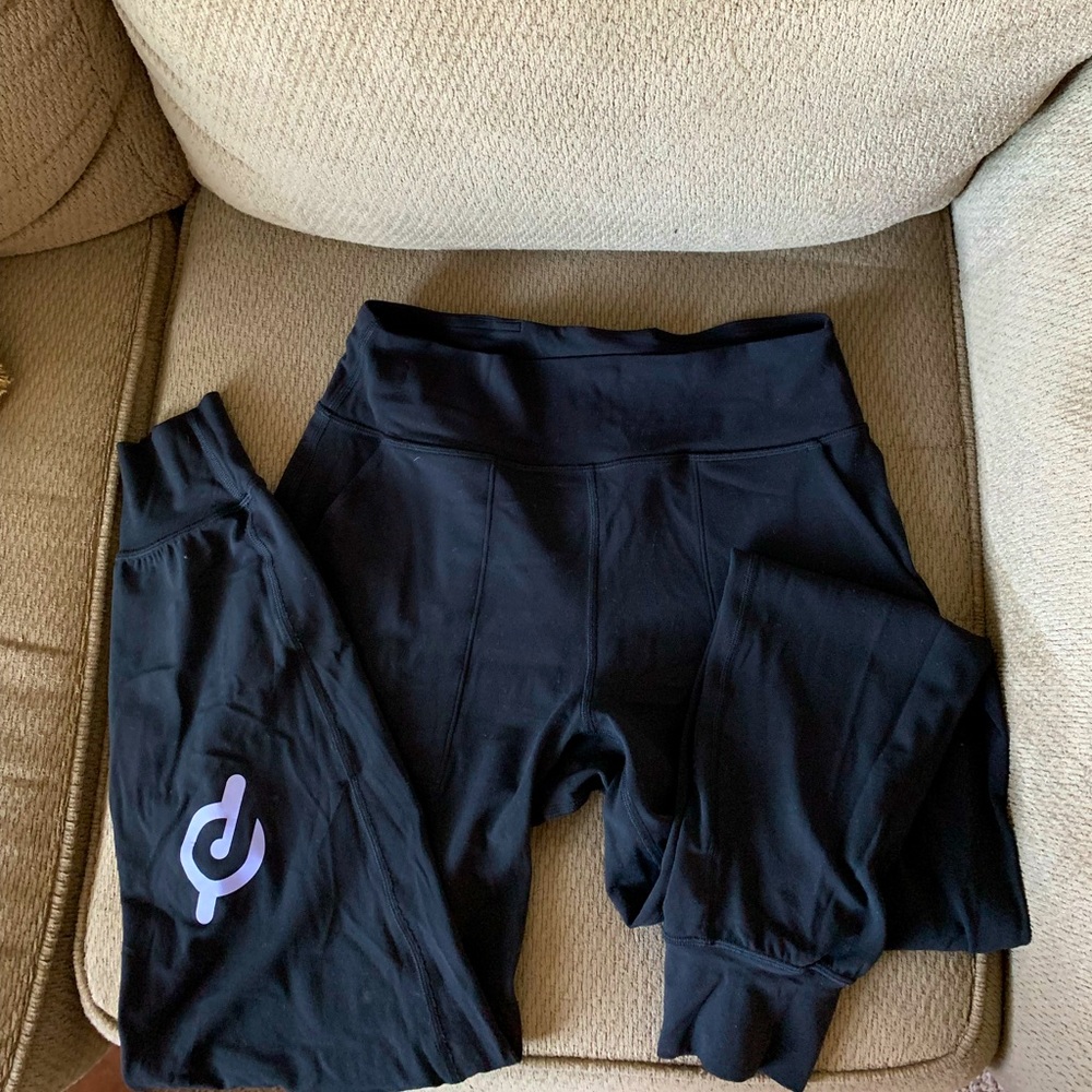 Peloton lululemon joggers